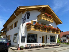 Gästehaus u Ferienwohnungen Veronika incl Frühstücksbuffet